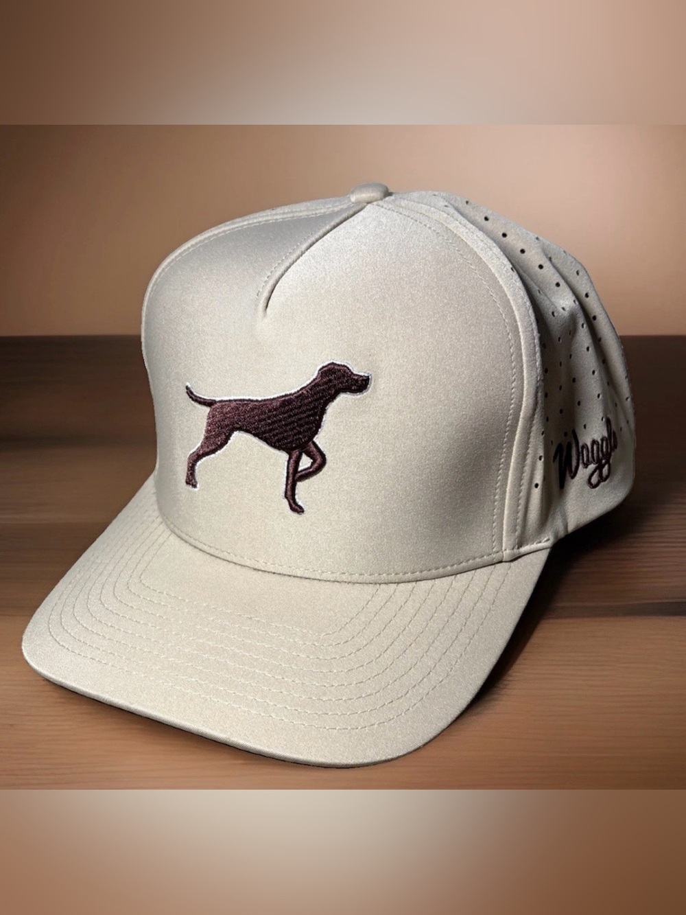 Waggle Golf Pointer Snapback Hat Mens OSFM Tan Perforated Excellent Dog Logo